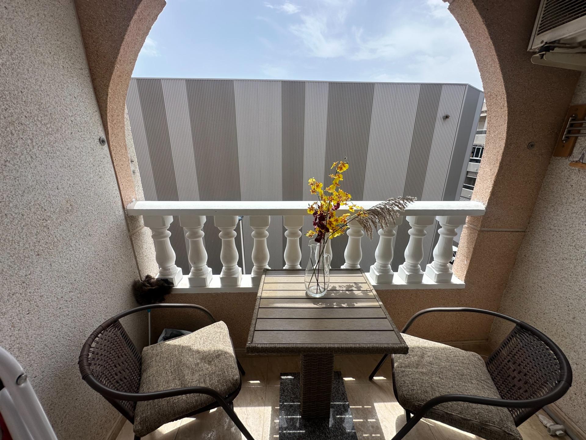 Bedroom with natural light from south-facing window, Playa del Cura, Torrevieja