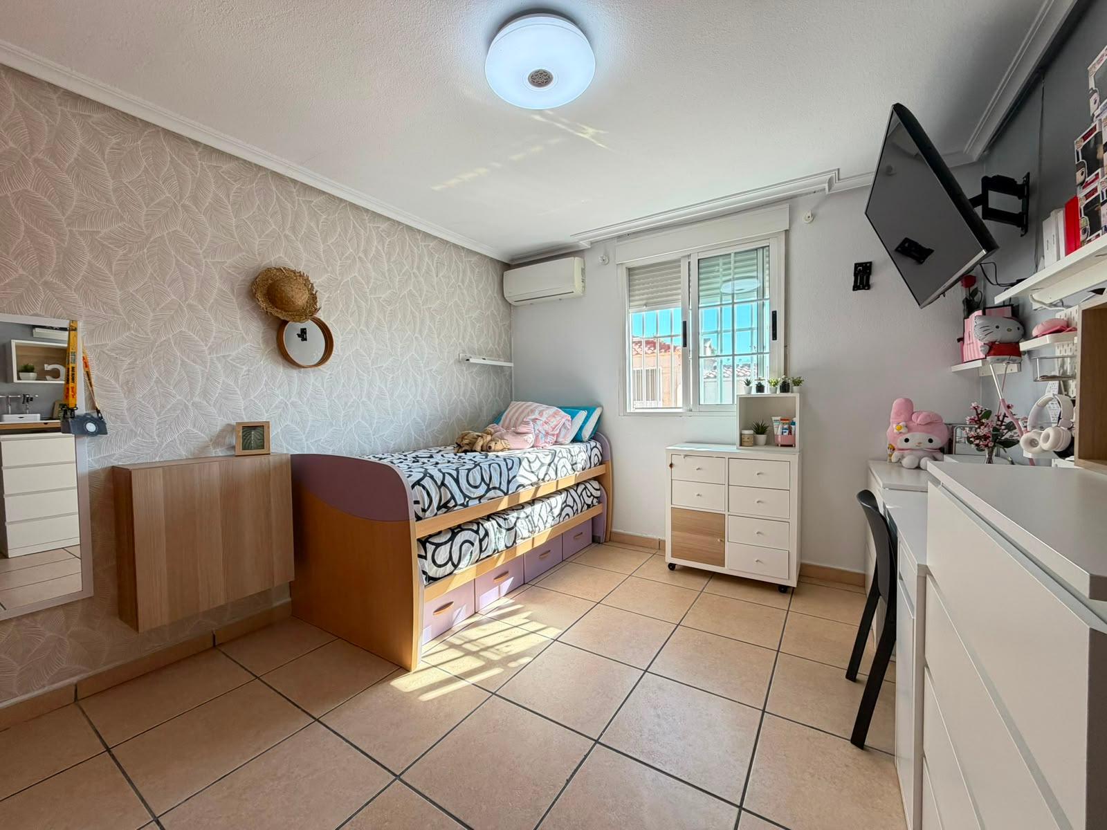 Kitchen appliances and worktop, quad villa, Carrefour, Torrevieja
