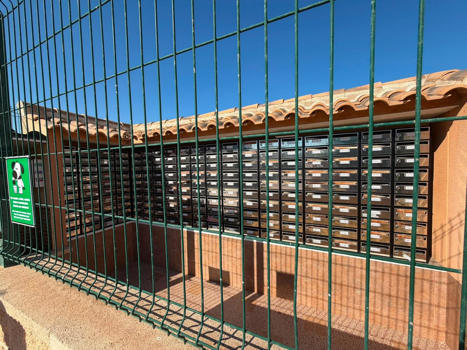Wider view of Residencial Aquapark communal area and pool surround, Torrevieja
