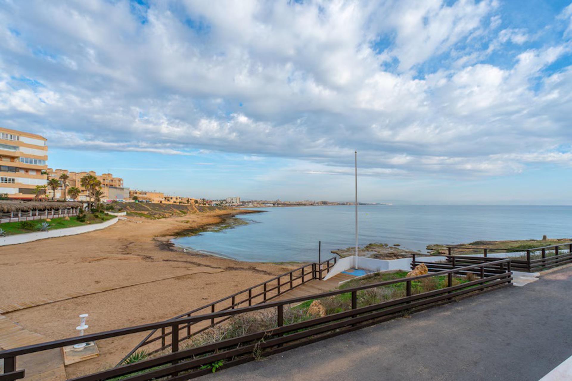 Solarium with open rooftop views, 2-bedroom penthouse, Cabo Cervera