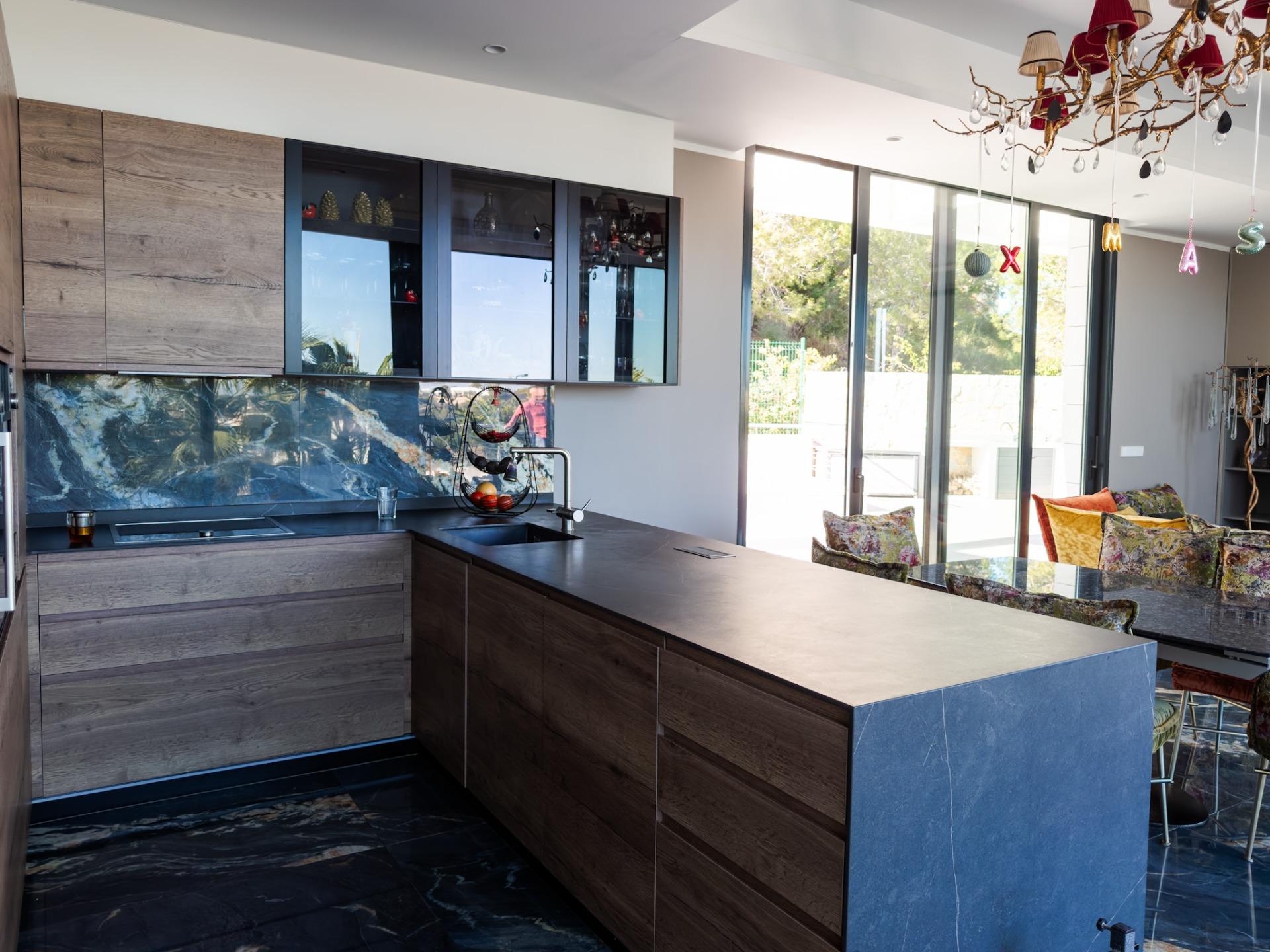Second bedroom with built-in storage, 6-bedroom villa, Las Colinas Golf