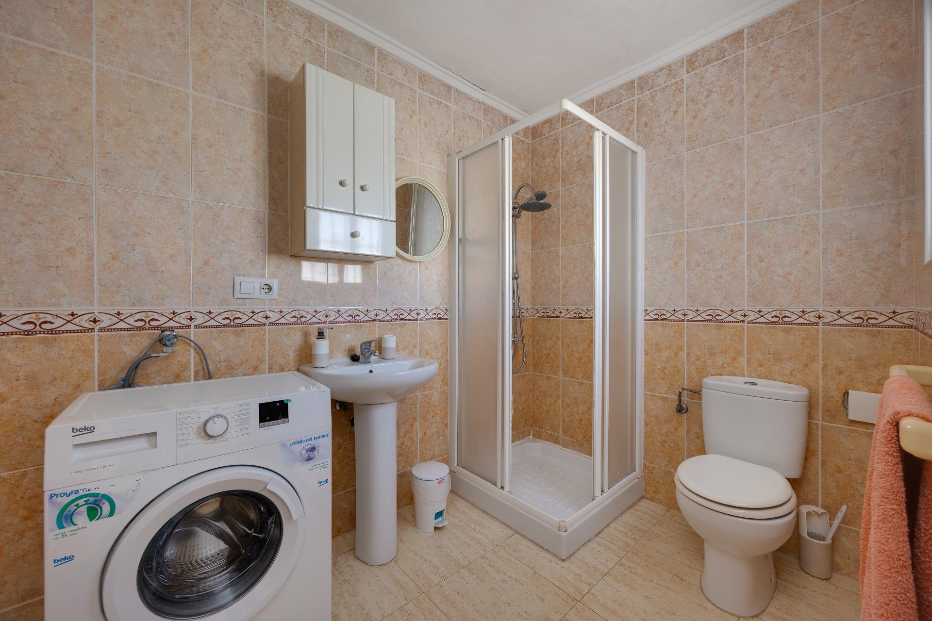 Bathroom vanity and mirror in 4-bedroom villa, La Siesta, Torrevieja