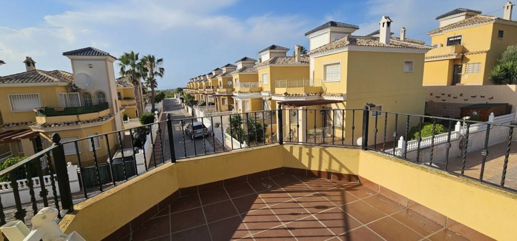 Second bathroom in 3-bedroom villa, Lo Crispin, Algorfa