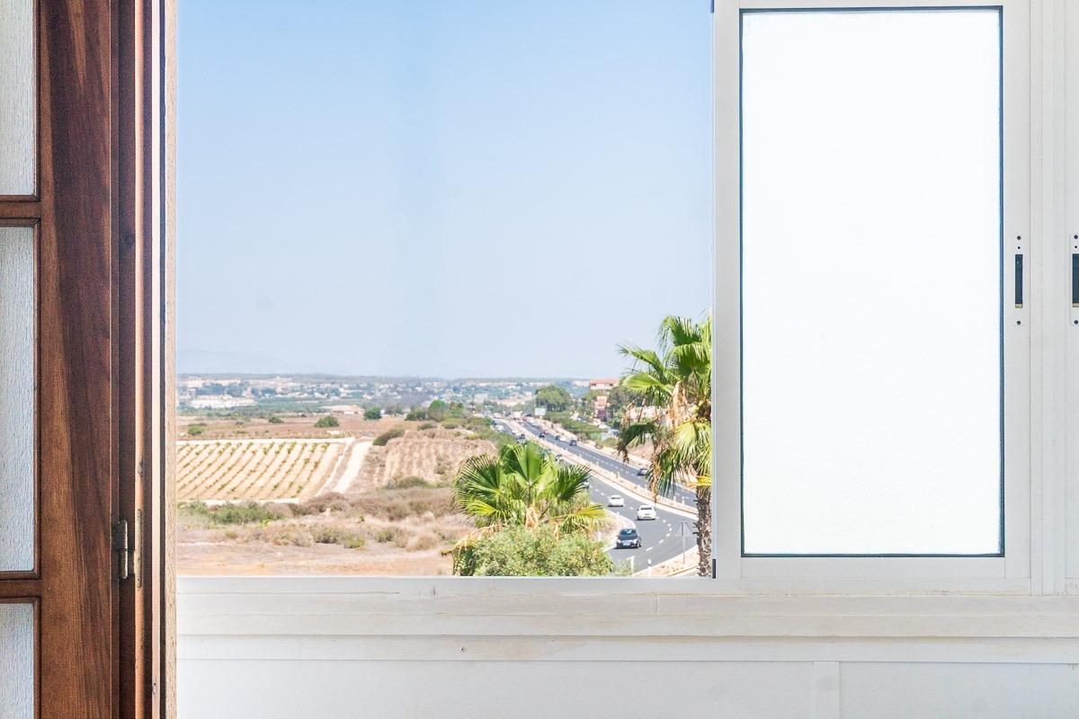 Entrance hallway, 1-bedroom apartment, La Mata Pueblo, Torrevieja