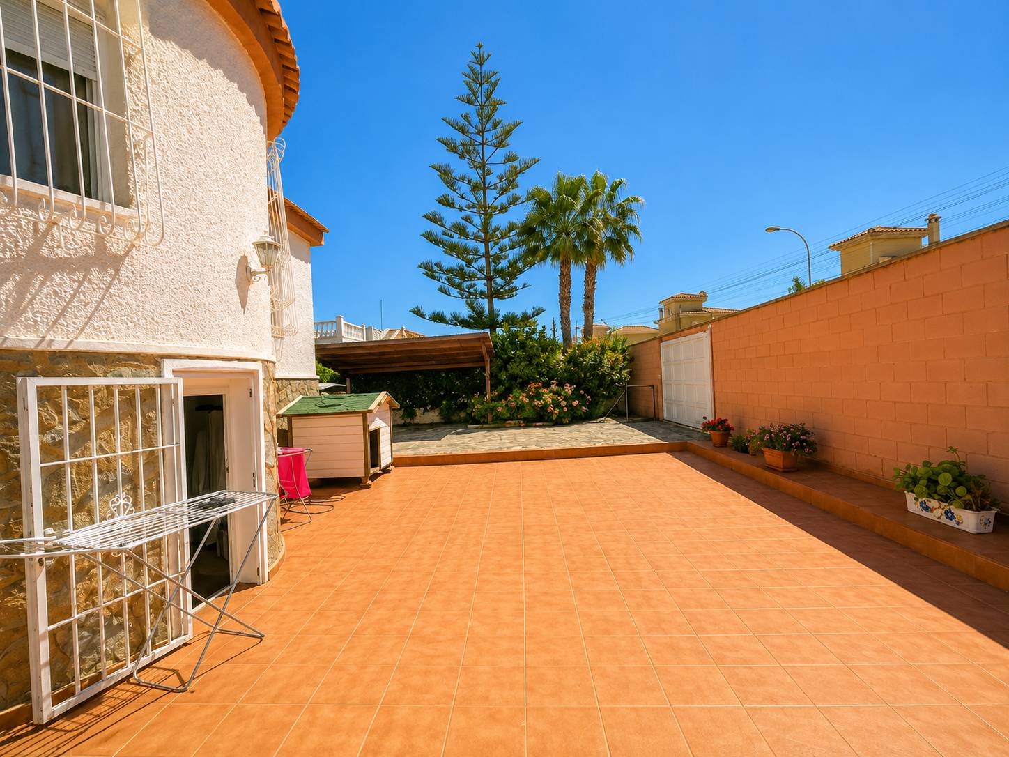 Plot overview from upper floor, 5-bedroom villa in La Siesta