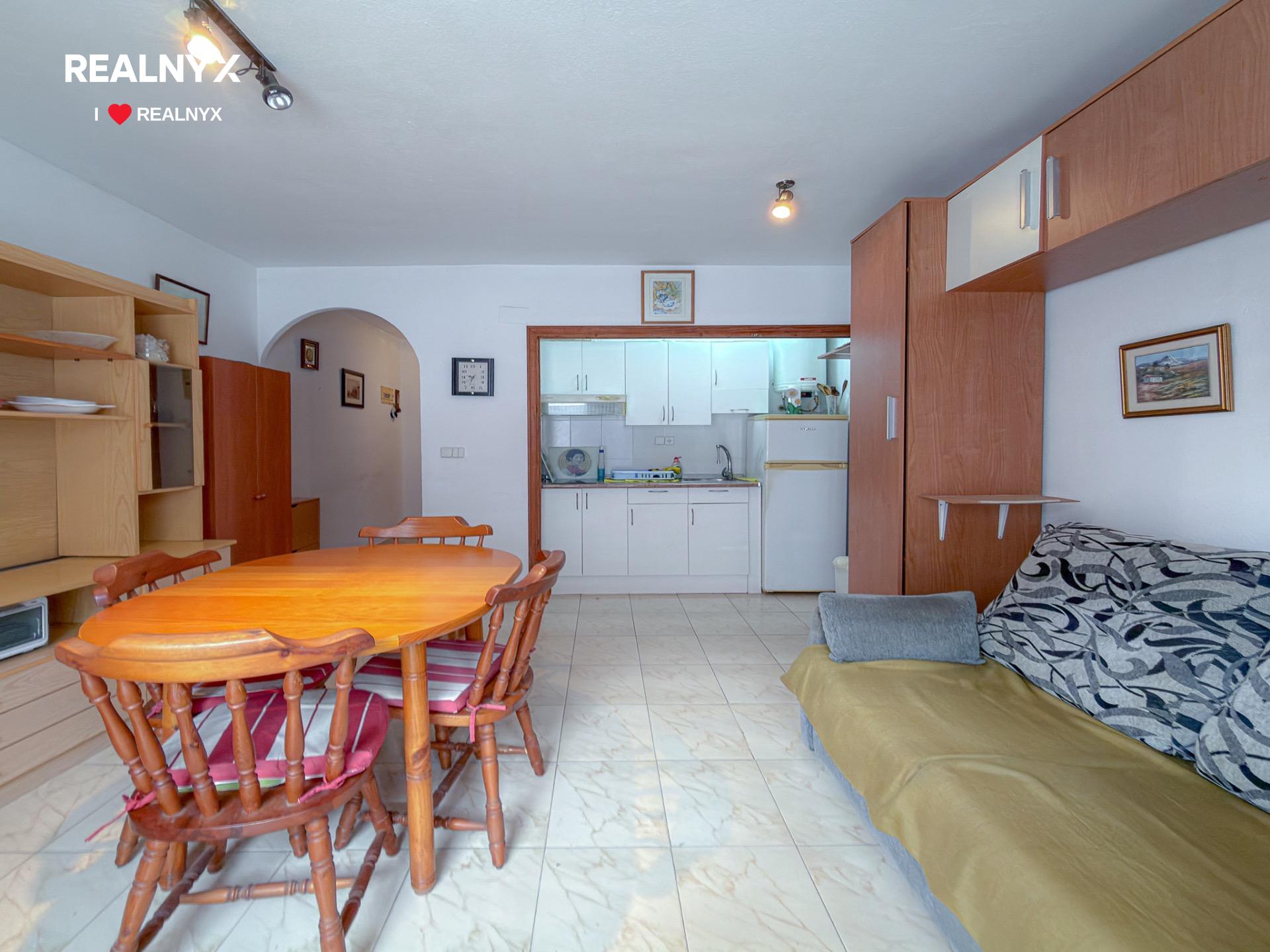 Communal solarium area, Playa de los Locos, Torrevieja