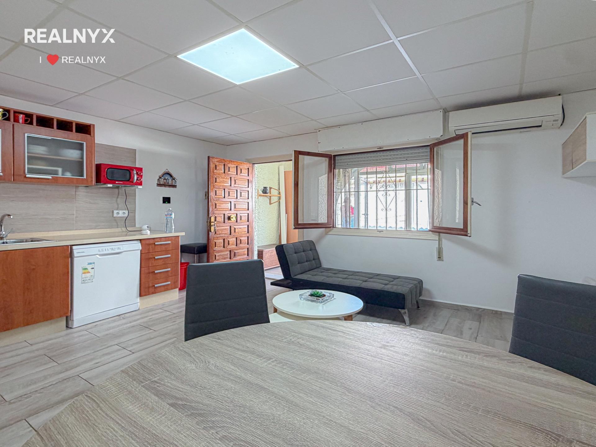 Natural light in living area, 1-bedroom bungalow, La Siesta
