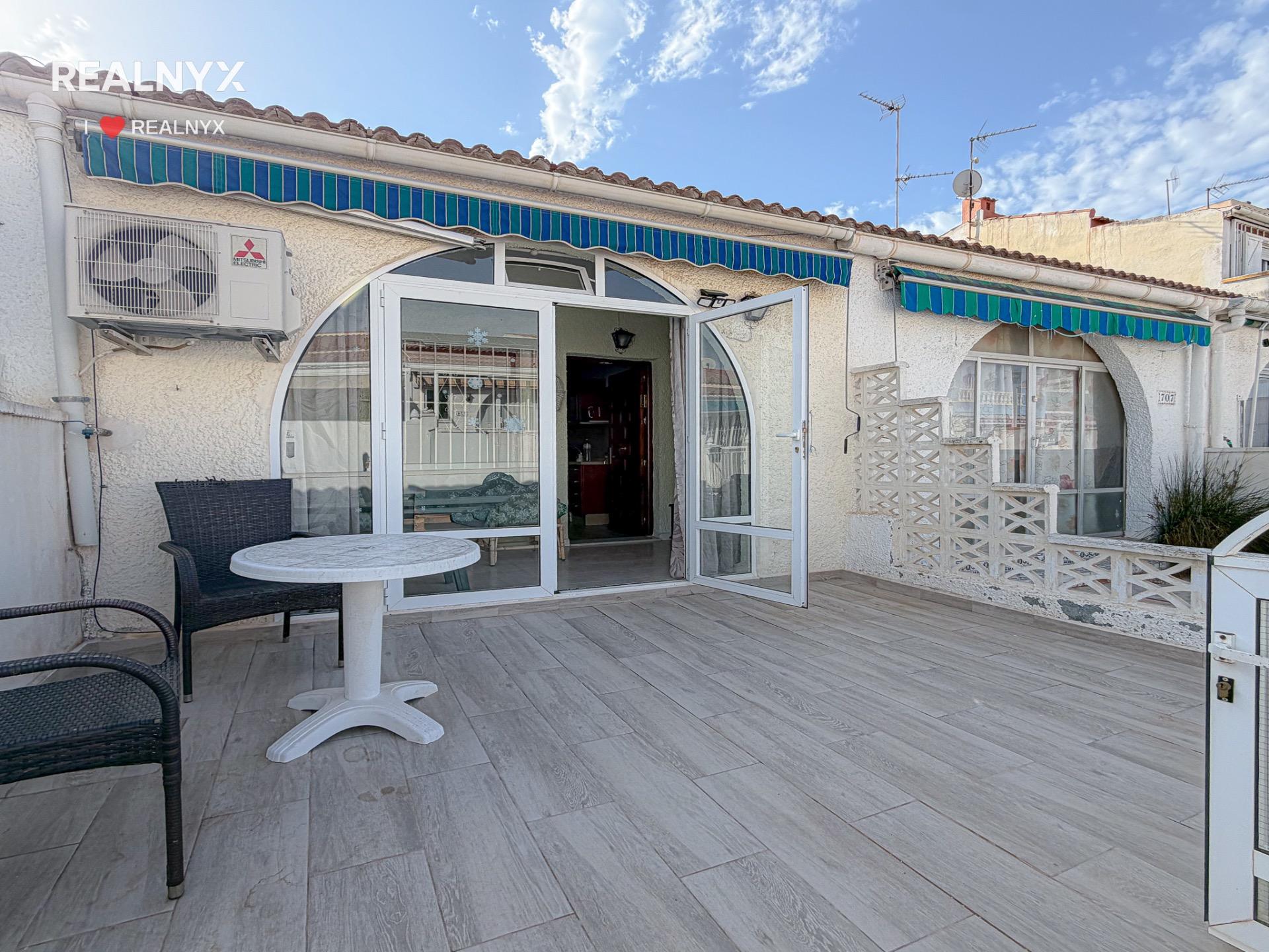 Exterior view of 1-bedroom bungalow, La Siesta, Torrevieja