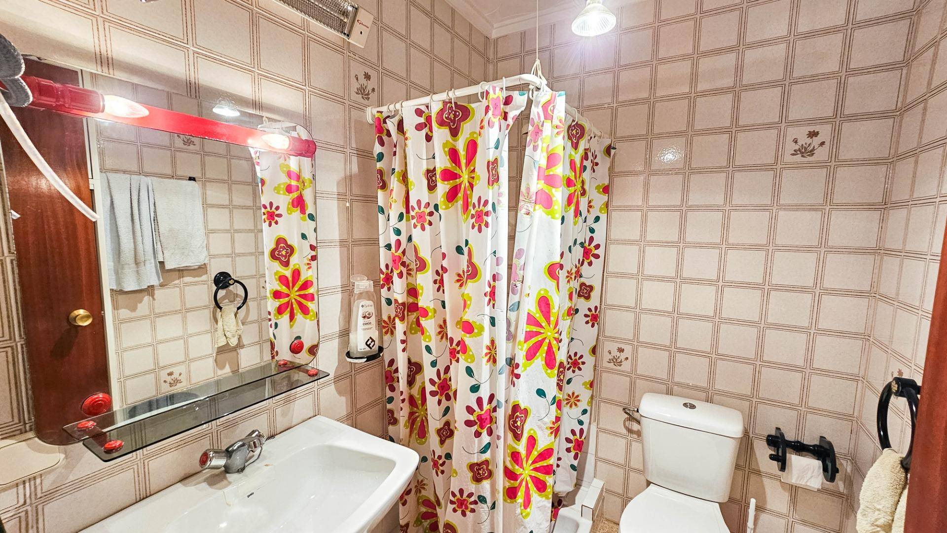 Kitchen appliances in furnished bungalow, Torretas, Torrevieja