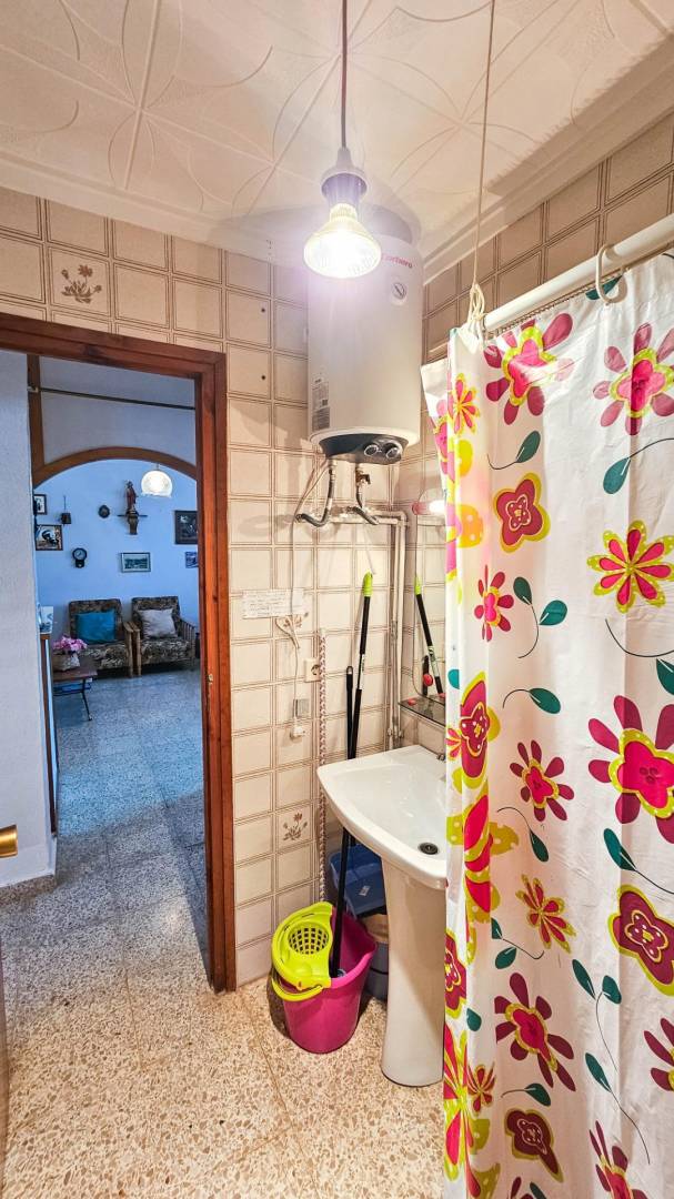 Bedroom wardrobe area in ground-floor bungalow, Torretas