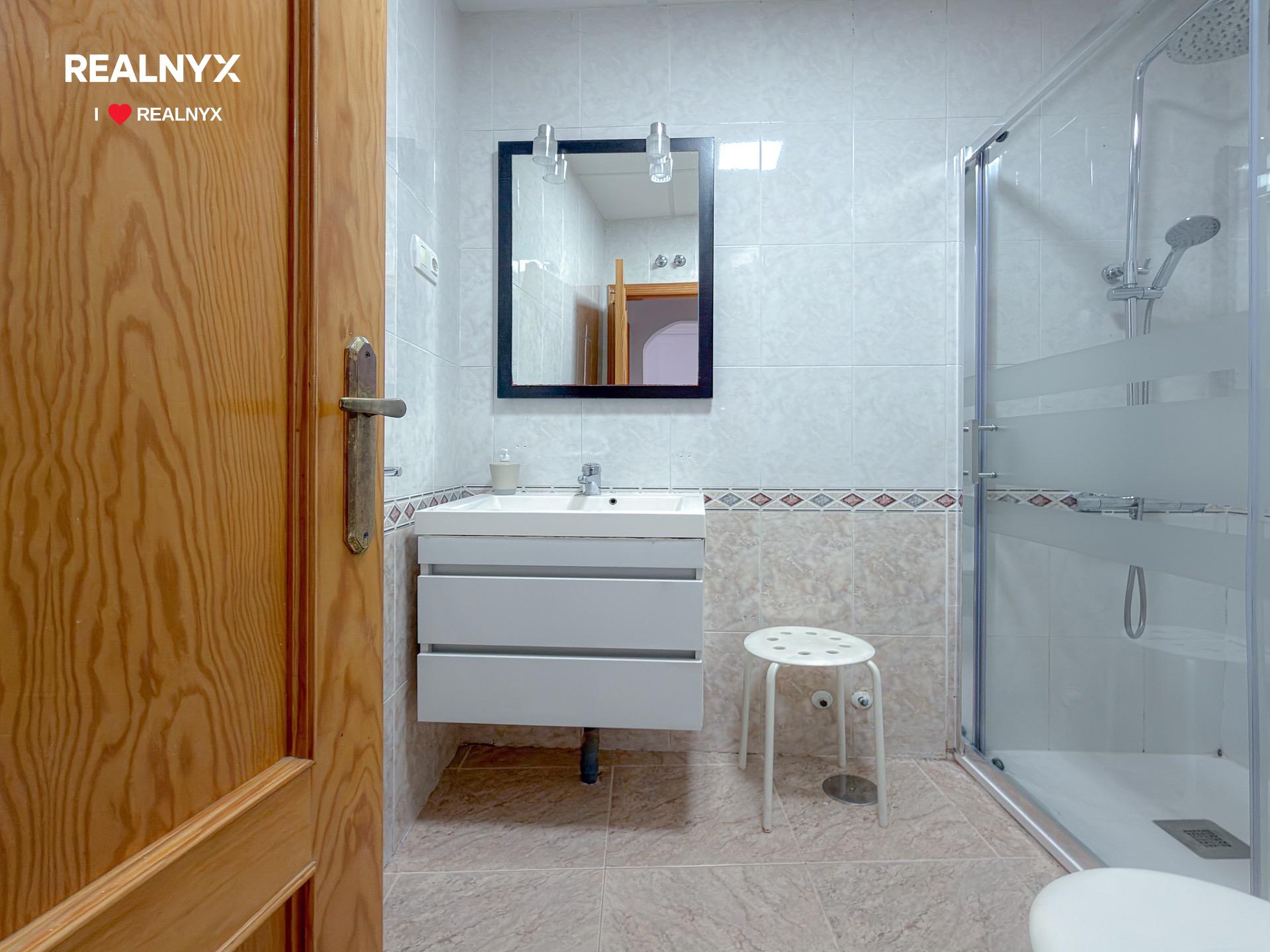 Ground-floor terrace and garden view, Nueva Torrevieja bungalow