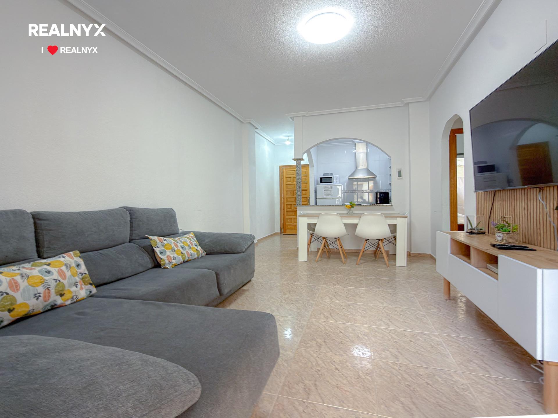 Exterior wall and patio gate, 2-bedroom bungalow, Nueva Torrevieja