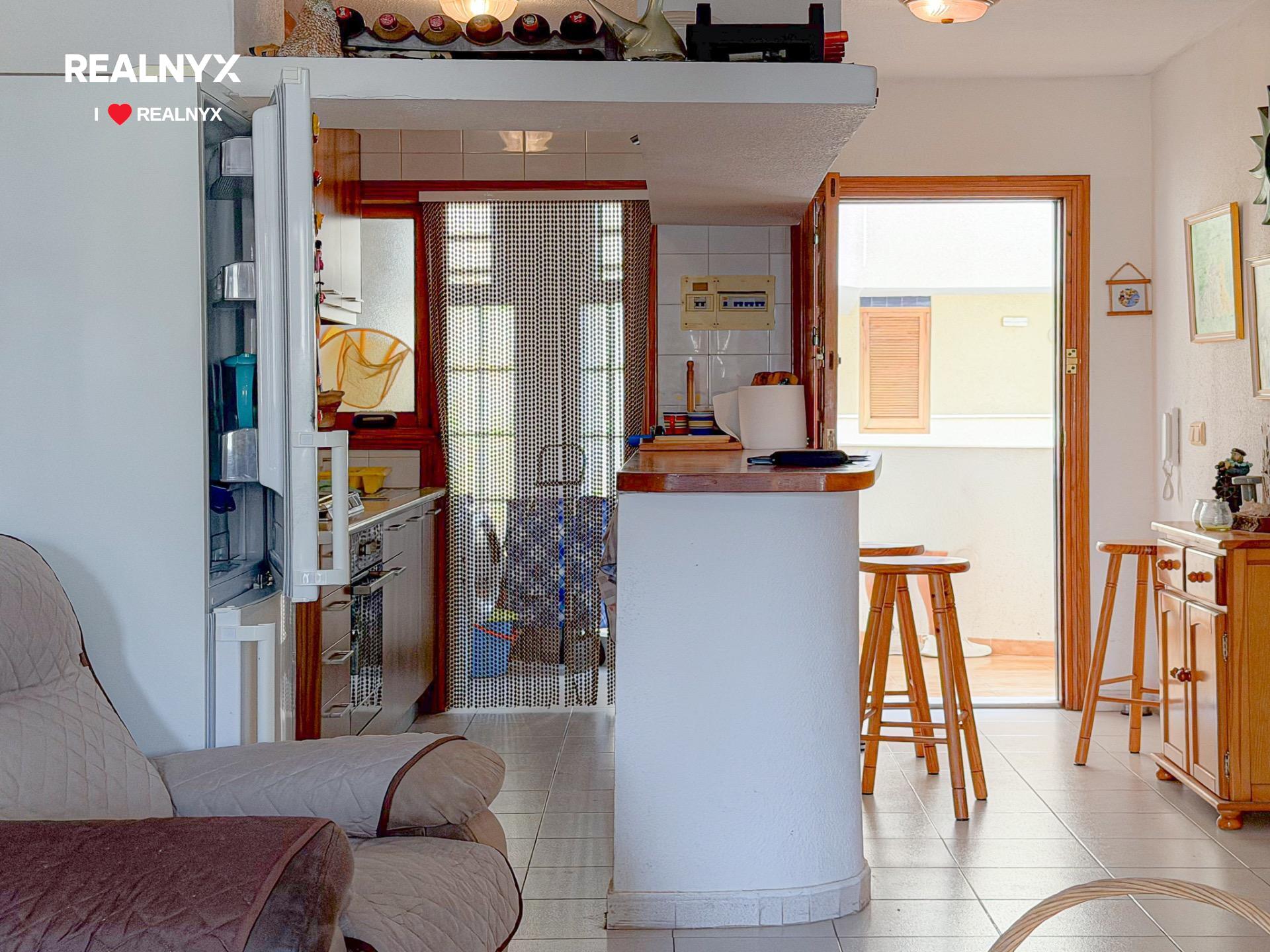 Window and natural light in living room, La Veleta, Torrevieja