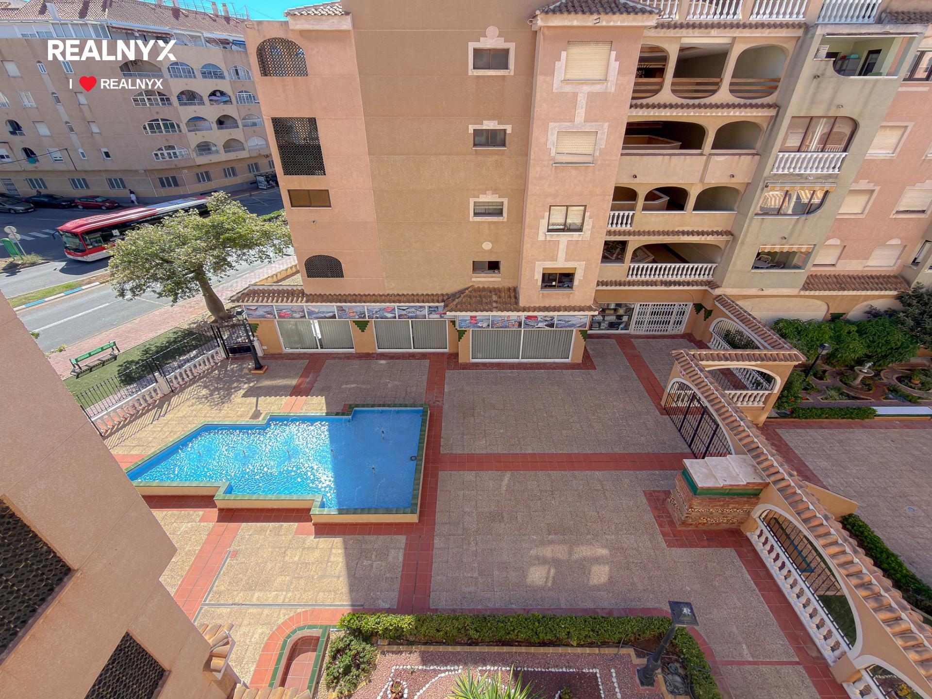 Bathroom in 3-bedroom apartment, Centro, Torrevieja