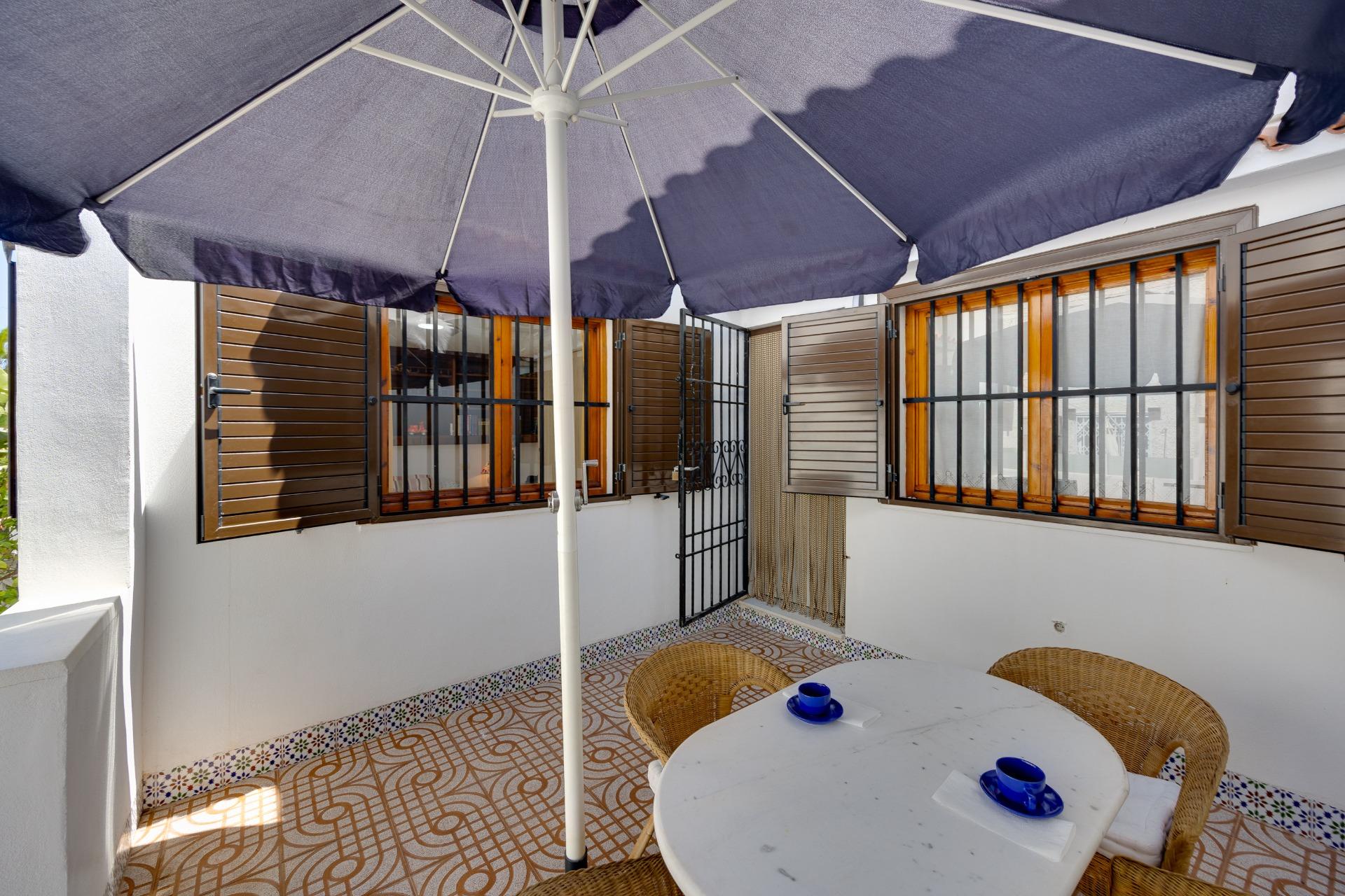 Exterior side view of semi-detached duplex villa, Calas Blanca