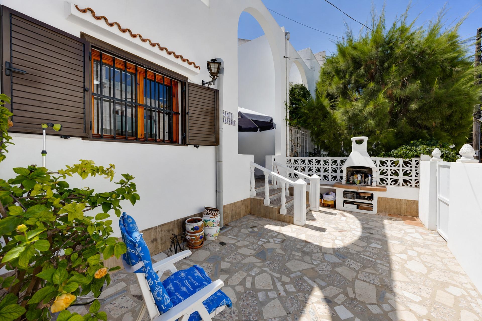 Second bedroom on upper floor of 2-bedroom villa, Calas Blanca