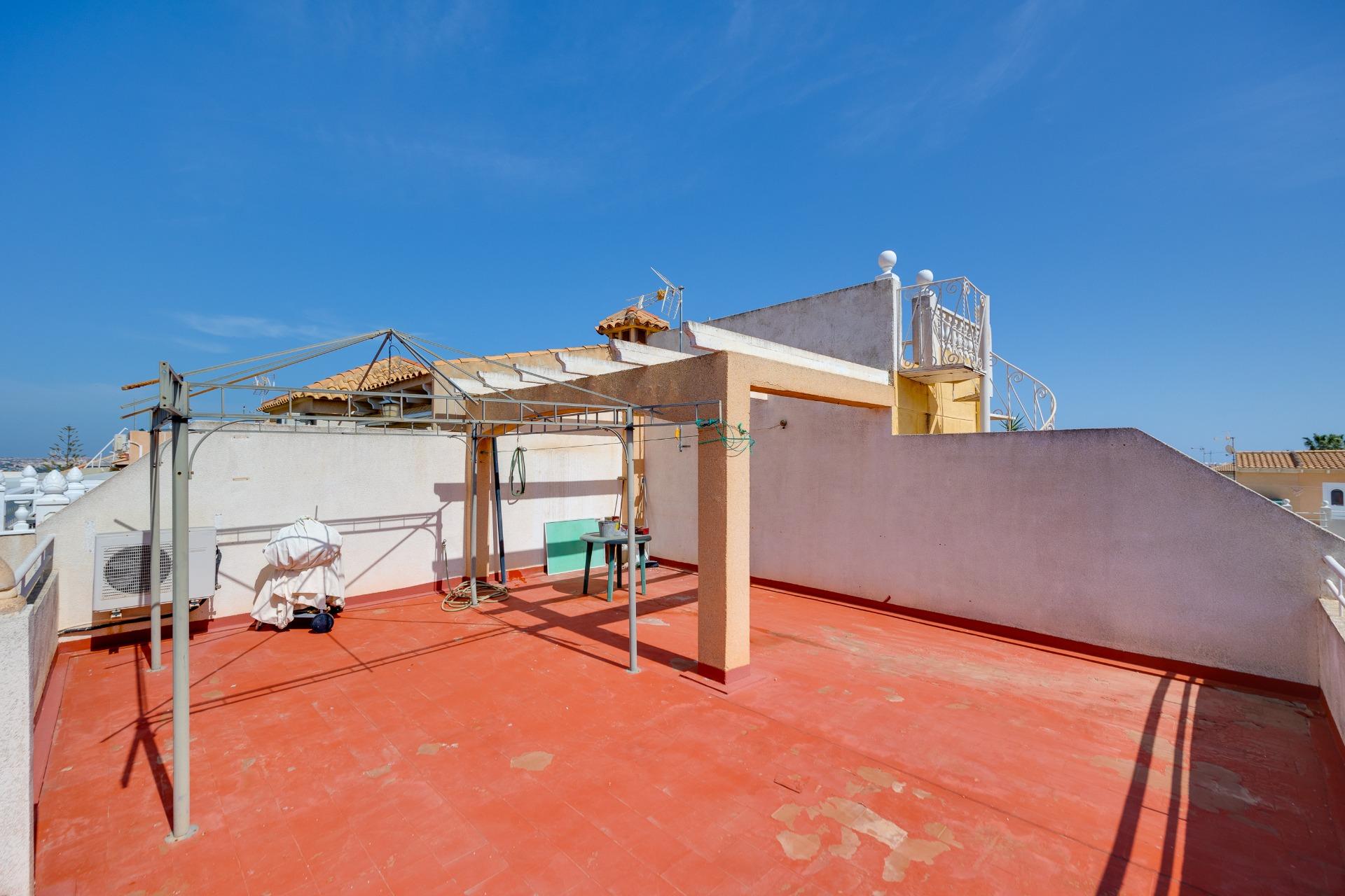 Private terrace of 40m2 at 2-bedroom townhouse in Los Altos, Torrevieja