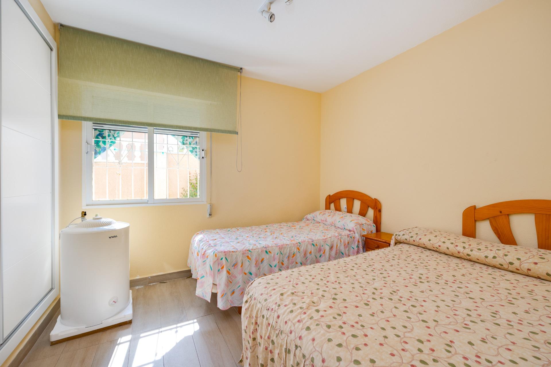 Bedroom 2 in 2-bedroom townhouse, Los Altos, Torrevieja