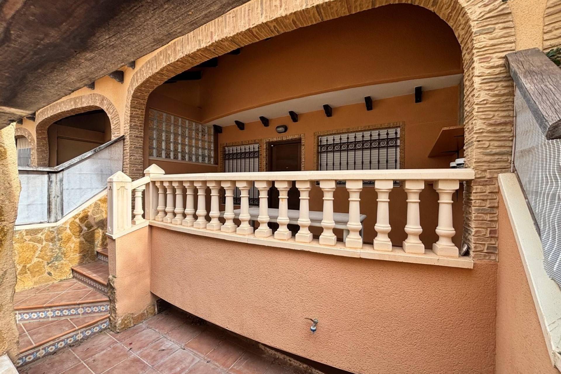 Outdoor communal grounds, villa urbanisation, El Edén