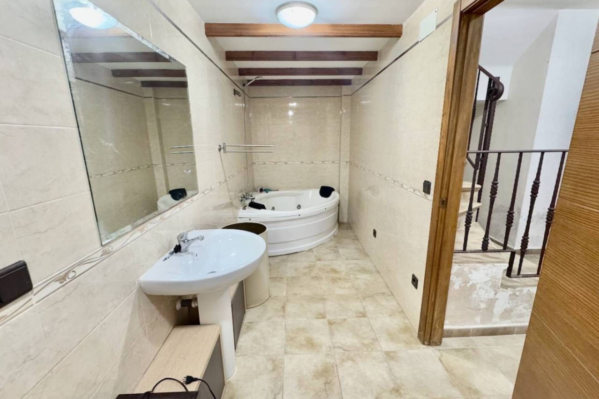 Double bedroom on main floor of villa in El Edén, Guardamar Del Segura