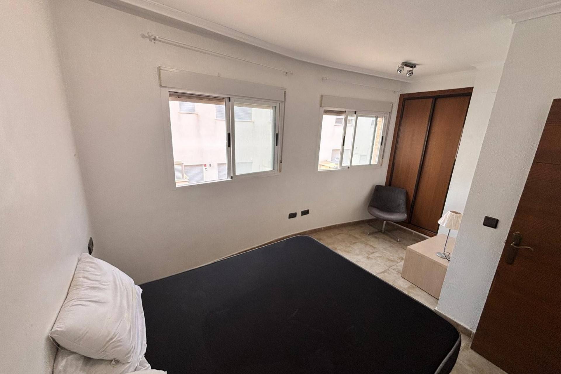 Second lower ground floor bedroom, 5-bedroom villa, El Edén
