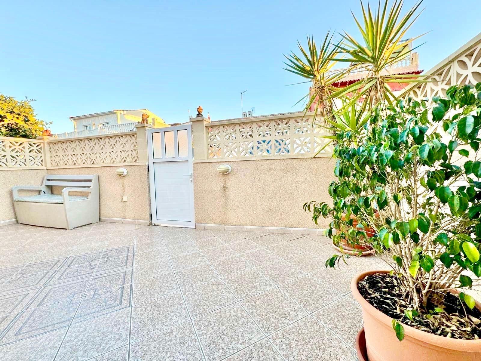 Balcony in 1-bedroom townhouse, La Siesta, Torrevieja