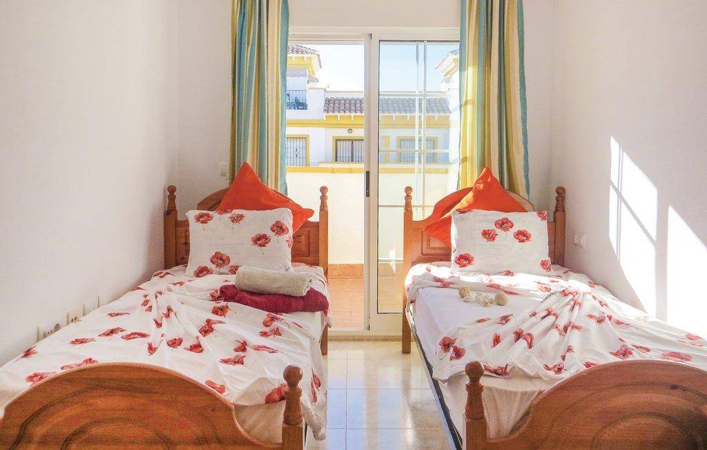 Entrance hall of 3-bedroom villa, Carrefour, Torrevieja