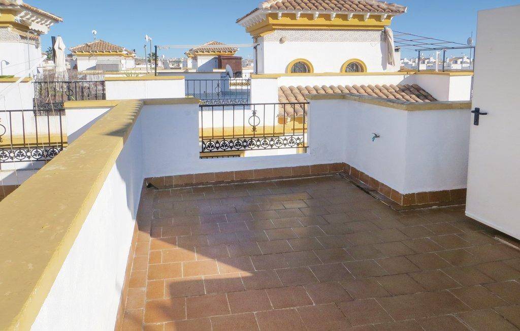 Hallway or corridor in 3-bedroom villa, Carrefour, Torrevieja
