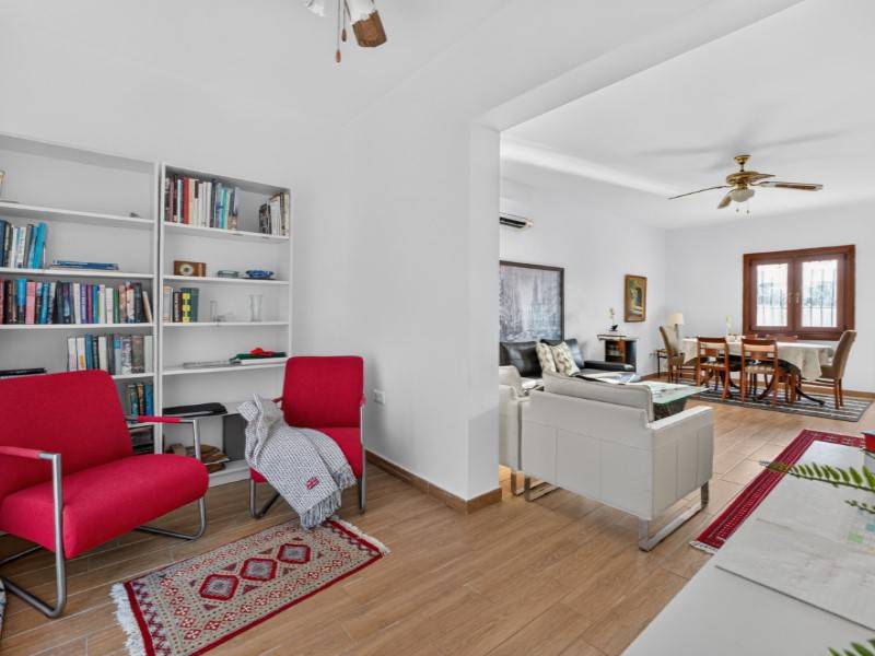 Roof terrace with open sky views at villa in La Siesta, Torrevieja