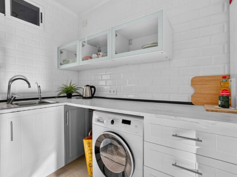 Renovated bathroom at villa in La Siesta, Torrevieja