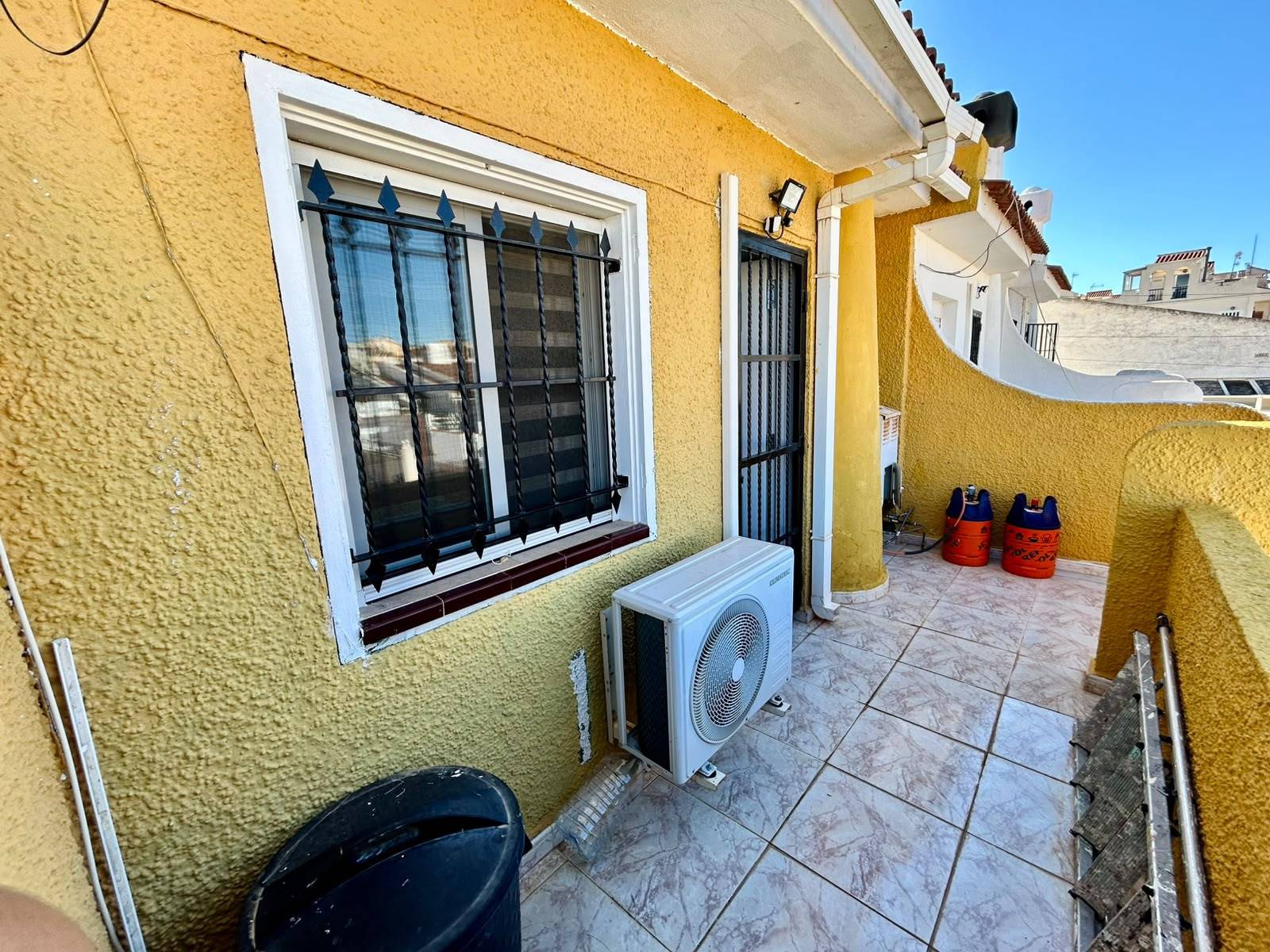 Rear exterior wall of villa in La Siesta, Torrevieja