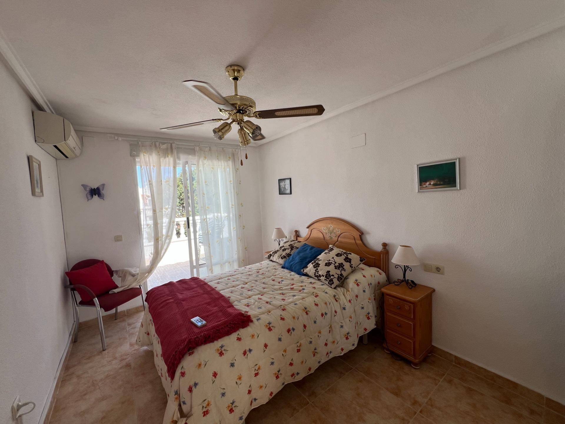 American-style open kitchen in villa, San Luis, Torrevieja