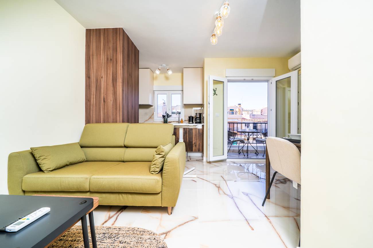 Internal corridor or storage area in ground-floor apartment, La Siesta, Torrevieja