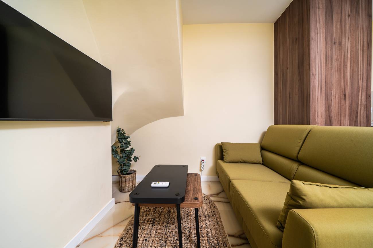 Living room seating area in 2-bedroom apartment, La Siesta, Torrevieja