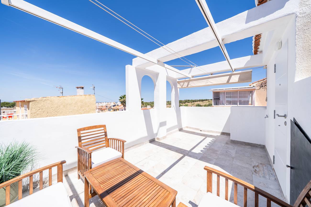 Interior ceiling and lighting in ground-floor apartment, La Siesta, Torrevieja