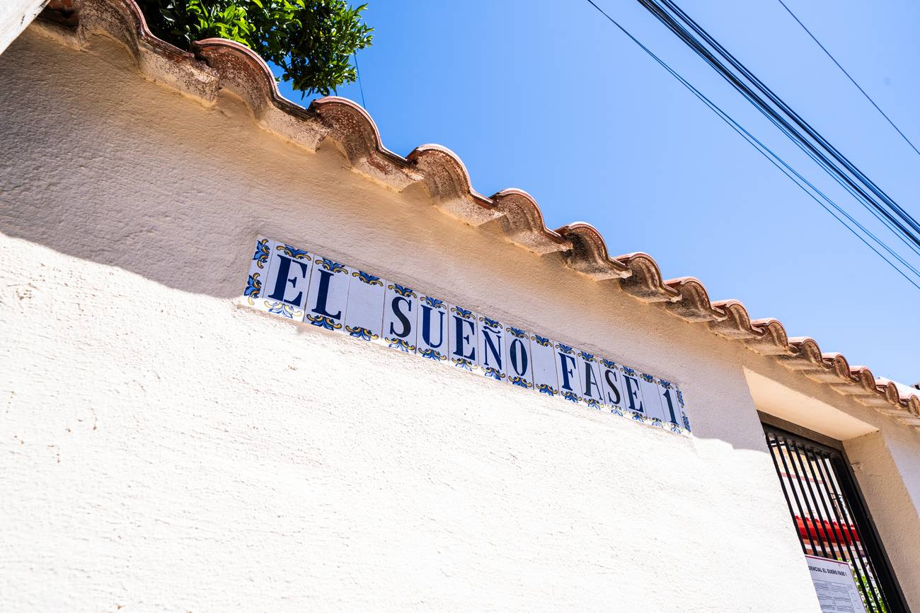 Ground-floor apartment entrance from communal courtyard, La Siesta, Torrevieja
