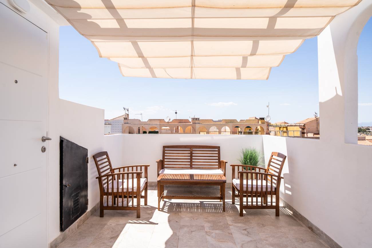 Hallway and entrance area in ground-floor apartment, La Siesta, Torrevieja