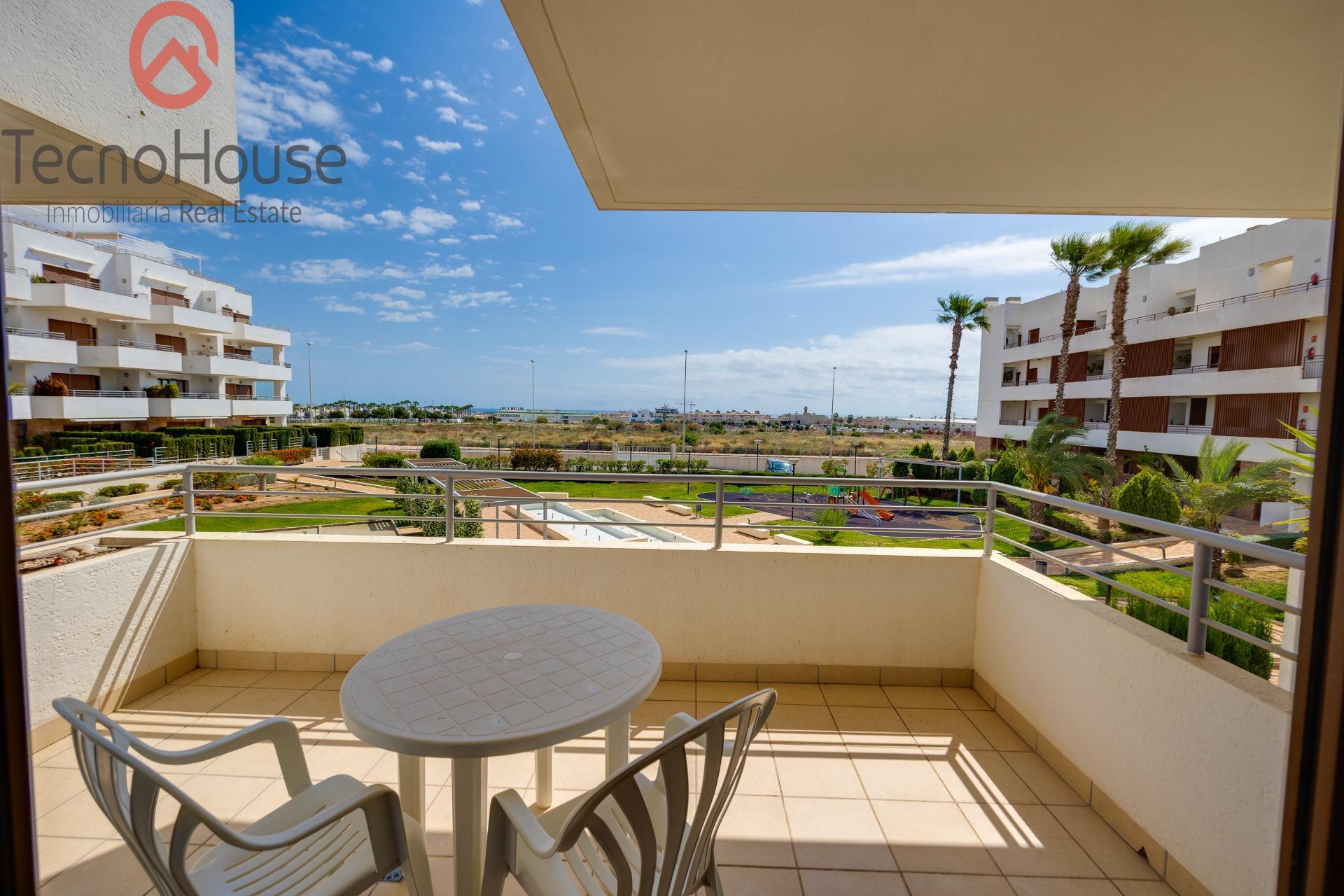 Hallway and entrance area in 2-bedroom apartment, Lomas de Cabo Roig