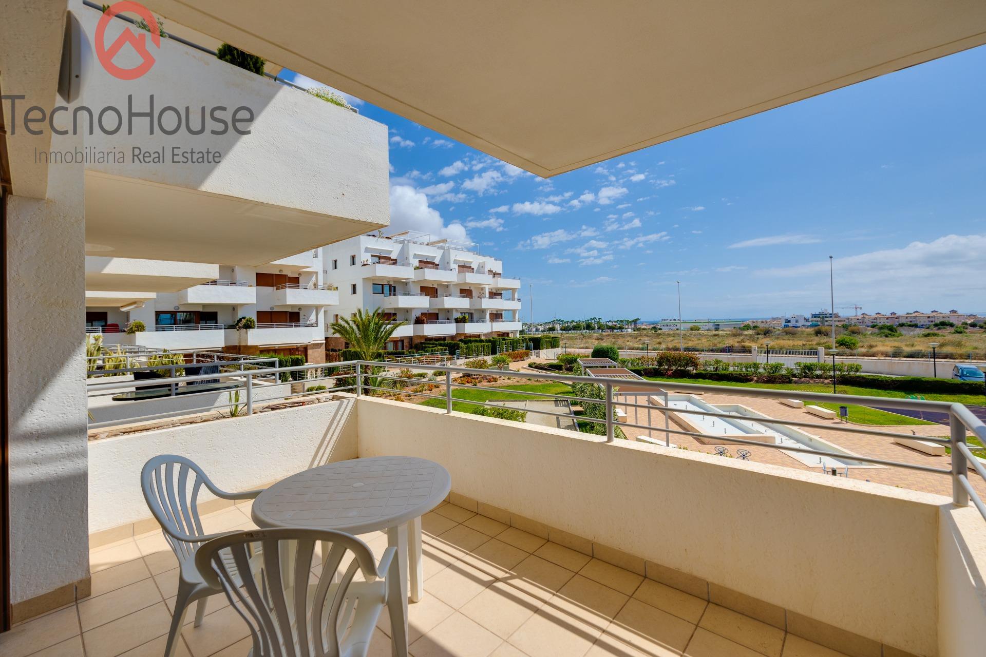 Fitted kitchen with gallery area in apartment, Lomas de Cabo Roig, Orihuela Costa