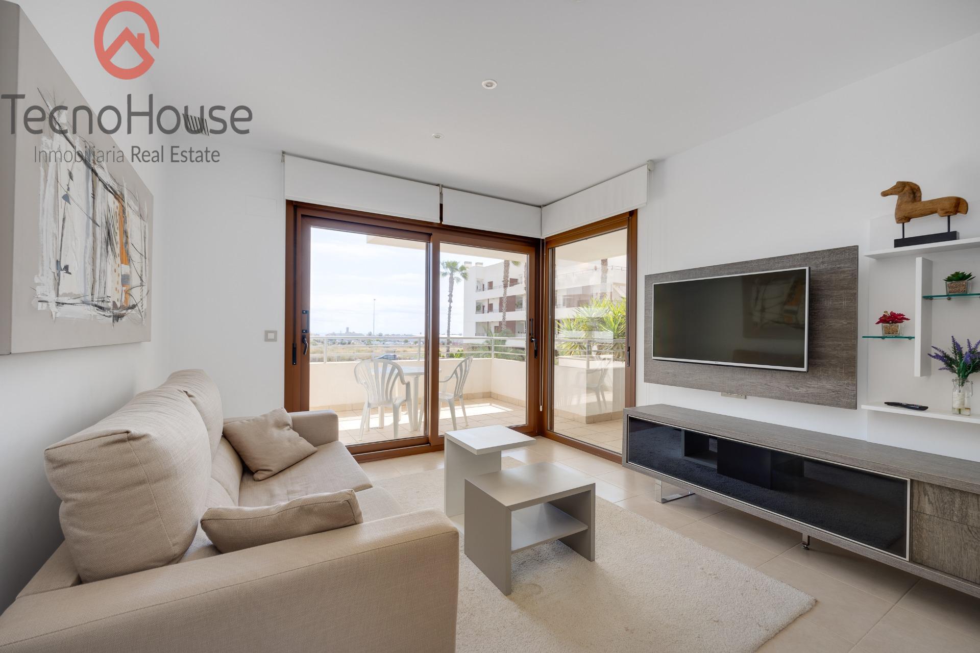 Kitchen worktop and cabinetry in 2-bedroom apartment, Lomas de Cabo Roig