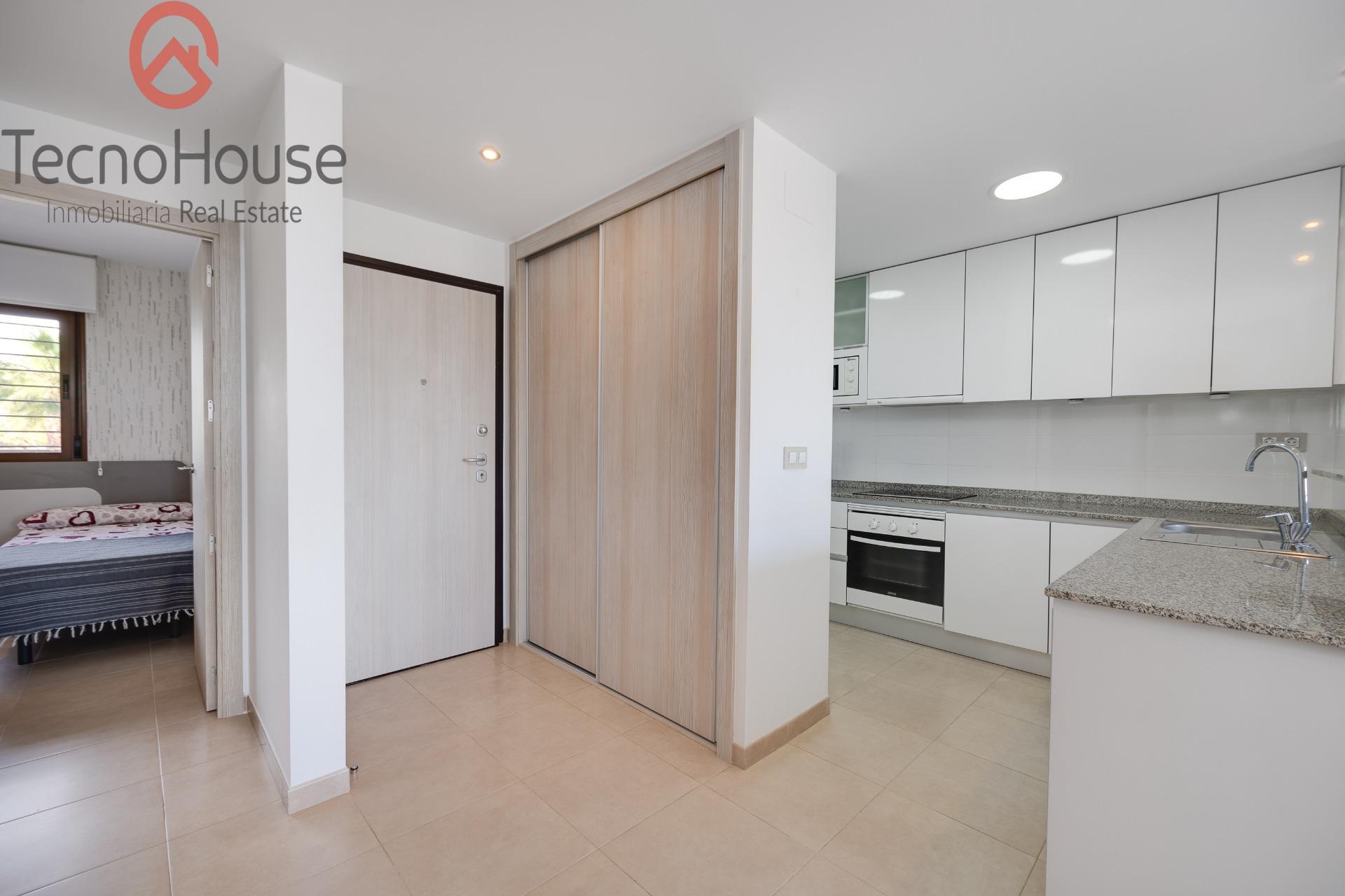 Second bedroom with built-in wardrobes in apartment, Lomas de Cabo Roig