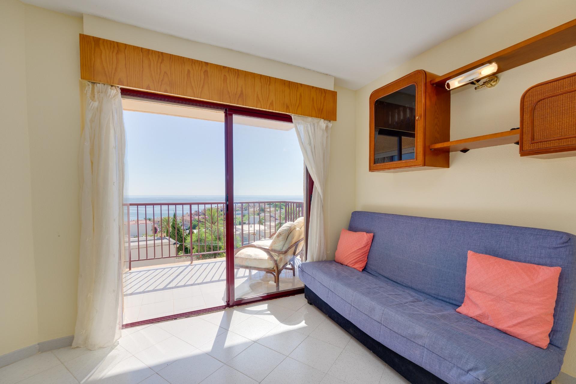 East-facing terrace of 6m2 with sea views, La Mata, Torrevieja