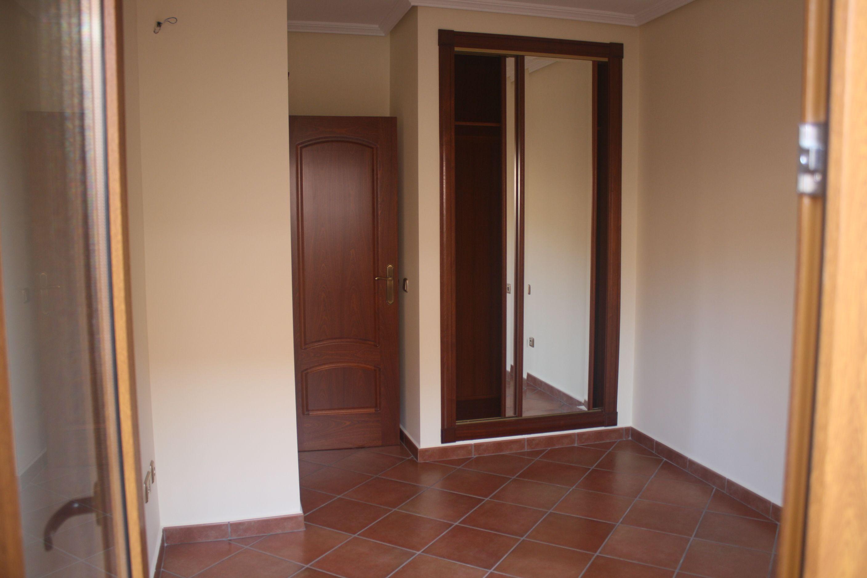 Living and dining room showing floor area and window aspect, new-build townhouse, Los Balcones