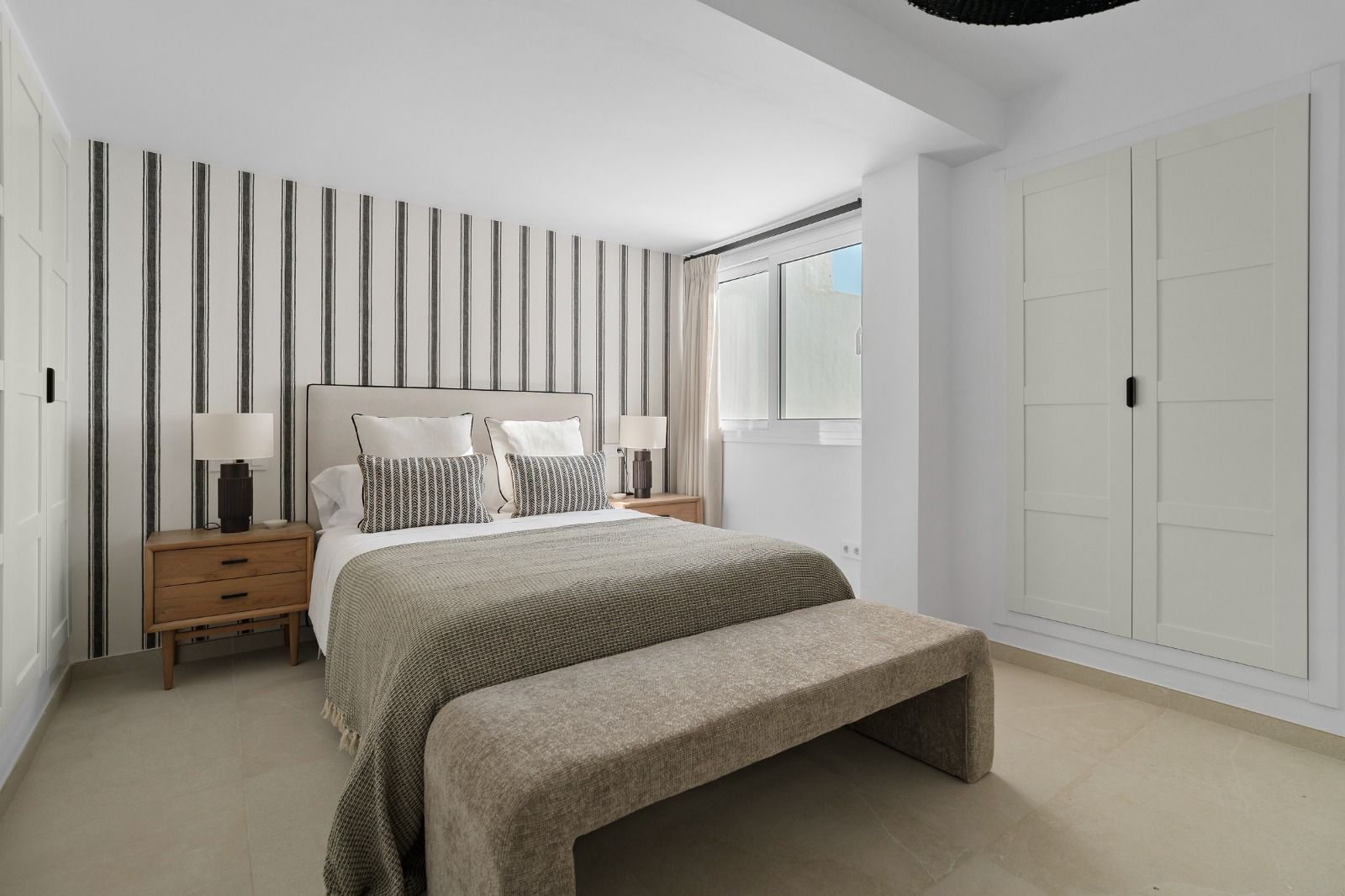 Open living area with natural light in 3-bedroom new-build villa, Mijas Pueblo