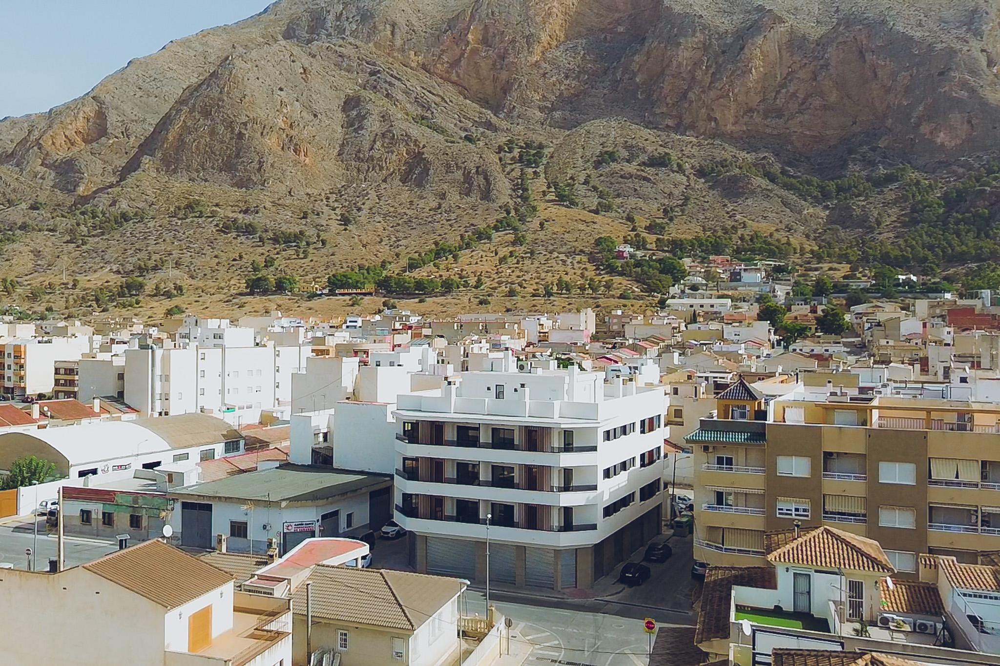 Complex grounds of the apartment in Comunidad valenciana, Redovan (view 30)