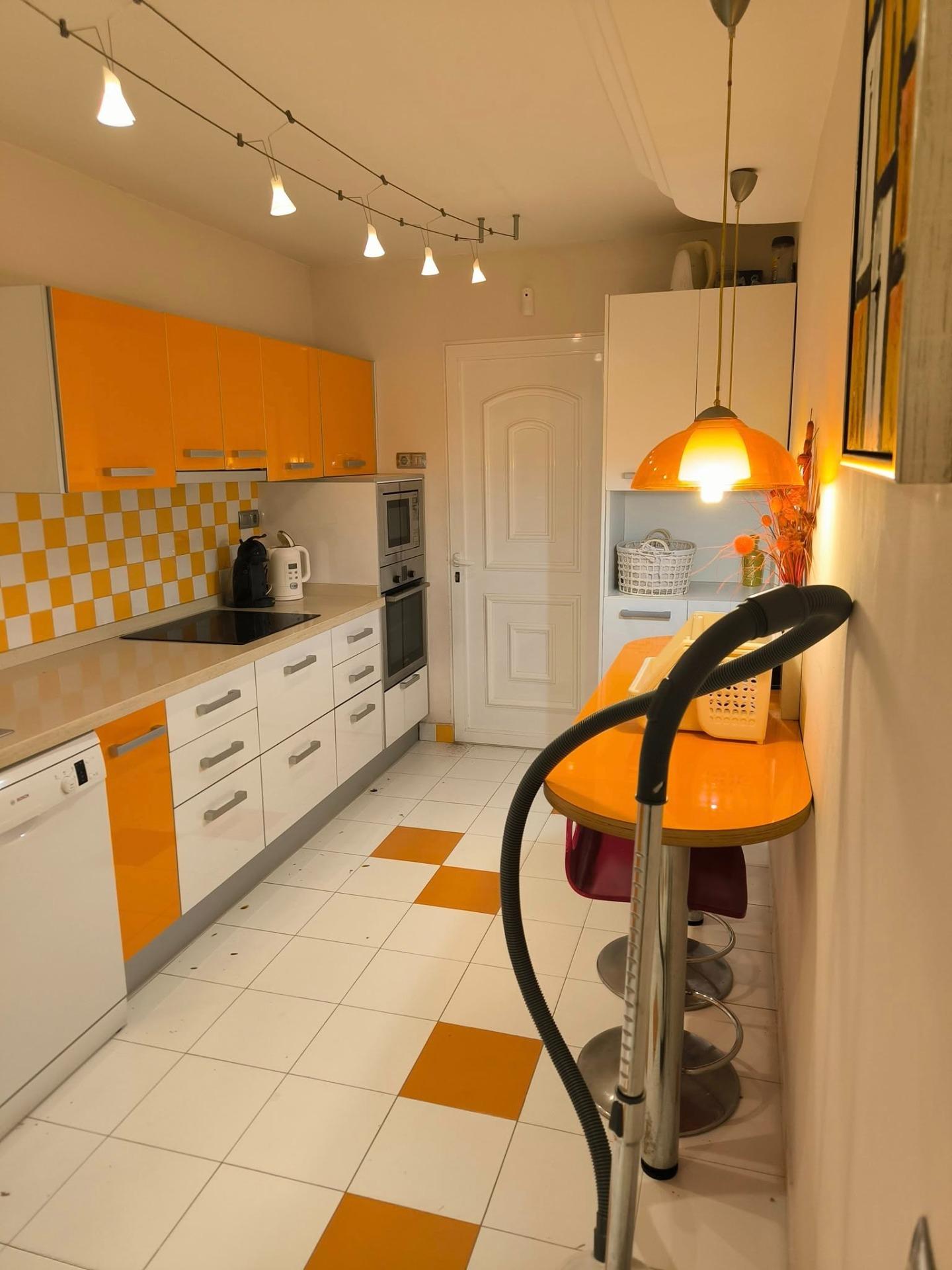 Street-level view of villa plot boundary, La Siesta, Torrevieja