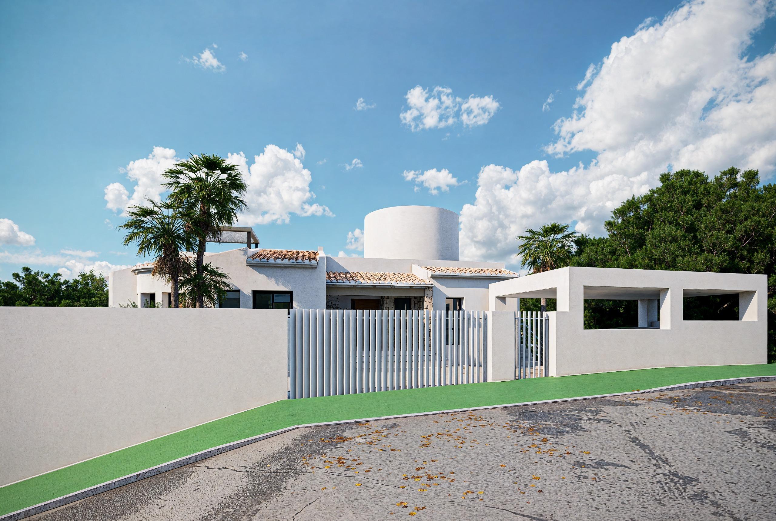 Plot boundary with mature planting on new-build villa site, Altea Hills, Altea