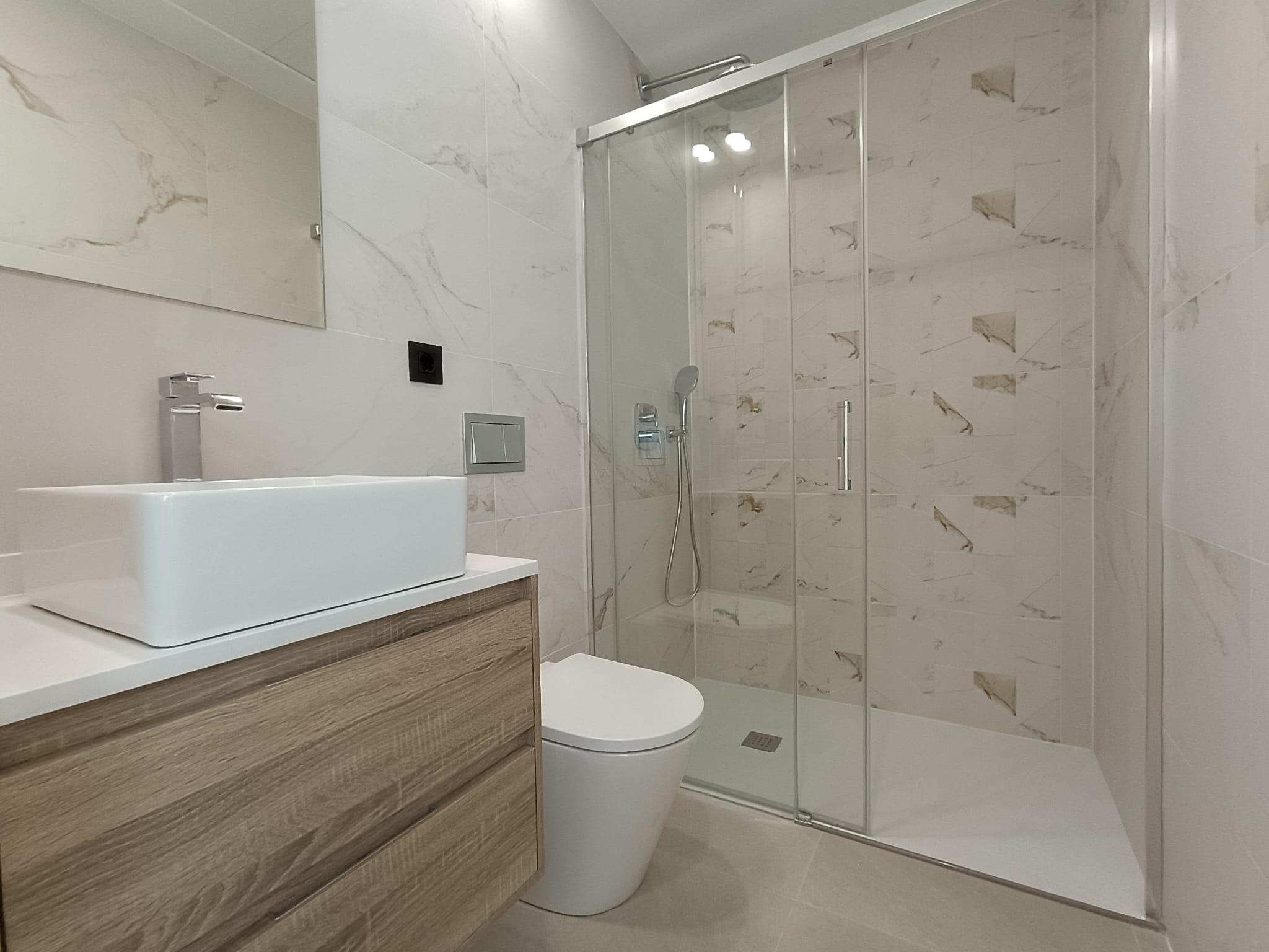 Main bedroom with built-in wardrobes in new-build villa, Pueblo 4, Benijofar