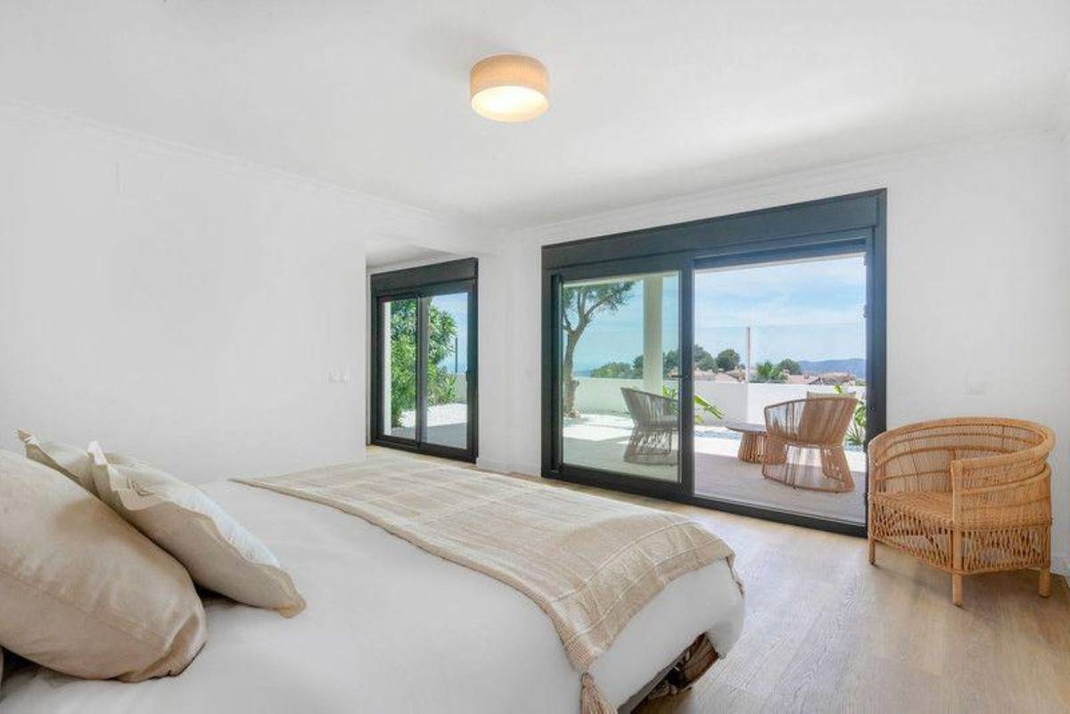 Bathroom in 4-bedroom villa, Riviera del Sol, Mijas