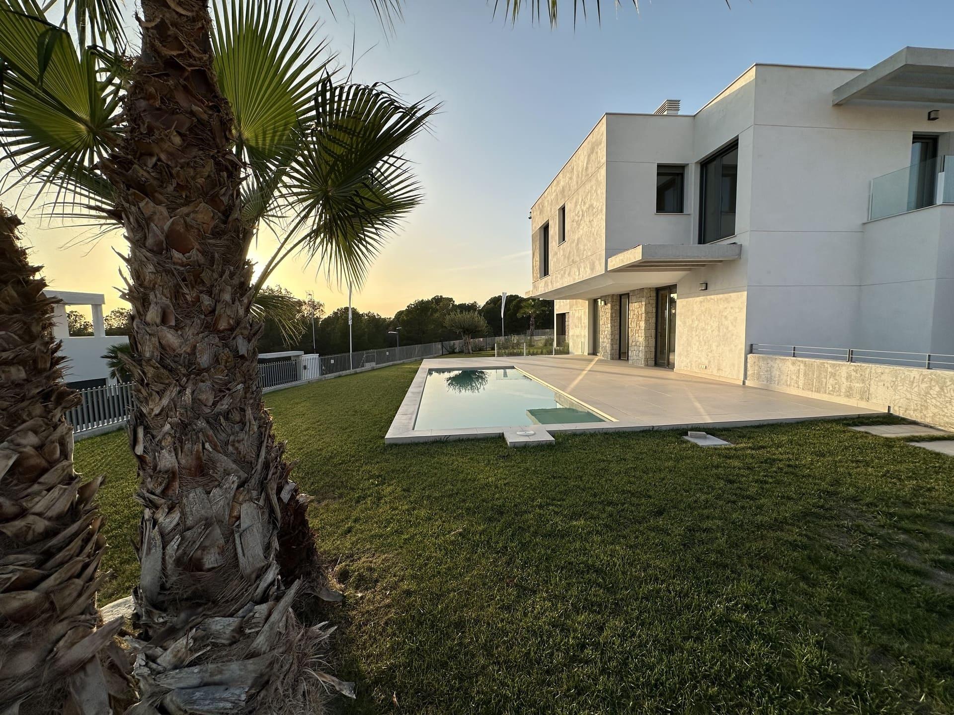 Two private parking spaces at 6-bedroom villa, Finestrat Hills